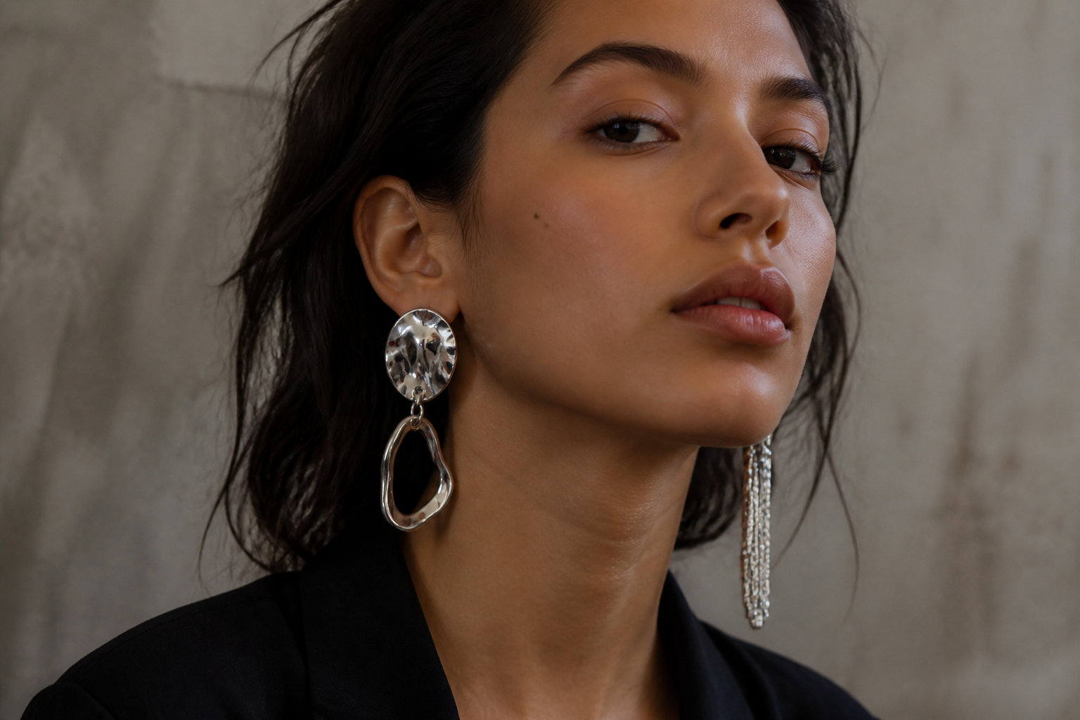 L'asymétrie et les bijoux dépareillés