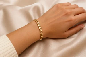 Gourmette or 18 carats : votre signature d’élégance