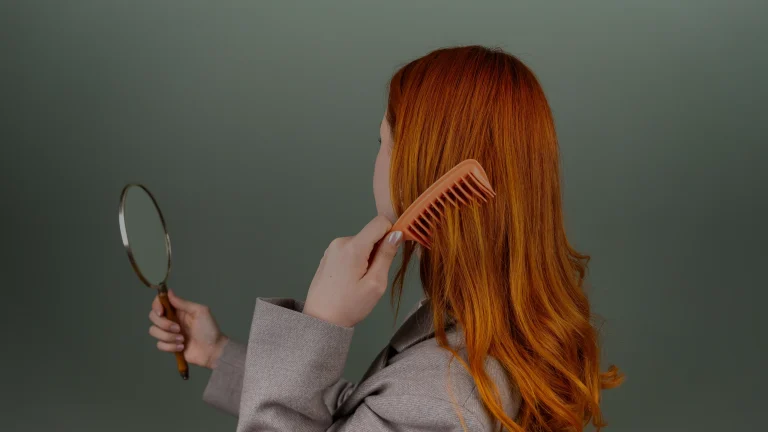 Cheveux cuivrés, la teinte que donne le henné sur une base claire